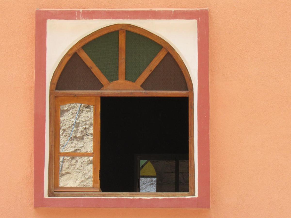 Dounia Hostel Tinghir Buitenkant foto